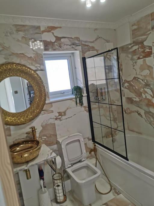 Modern 2 Bedroom Flat By Dover Port, Castle& Sea! Exterior foto
